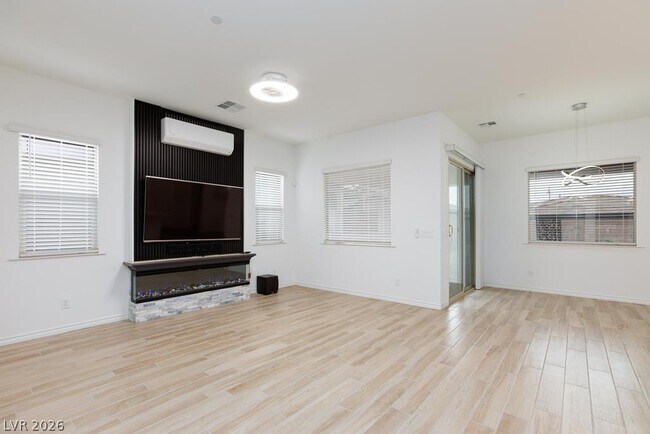 Building Photo - 689 Monteverdi Peak St