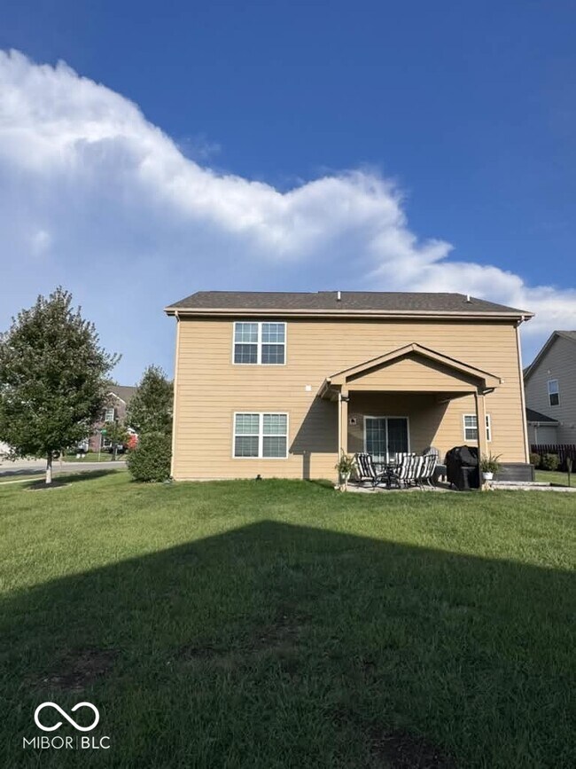 Building Photo - 17706 Arryne Dr E