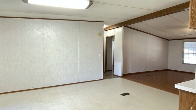 Building Photo - 130 Highway 3033
