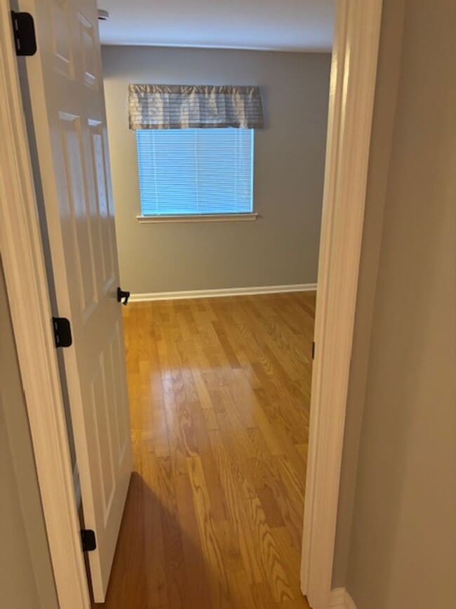 Building Photo - SOUTH END - FOREST COVE