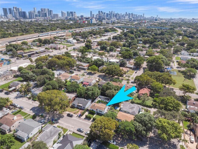 Building Photo - 774-774 NW 49th St