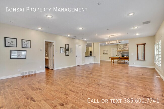 Building Photo - 11291 Palisade View Dr