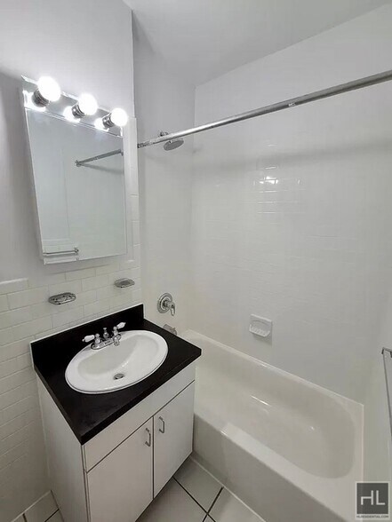 Building Photo - EAST 55 STREET