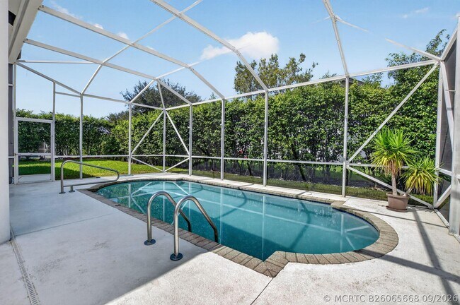 Building Photo - 10031 Lexington Estates Blvd