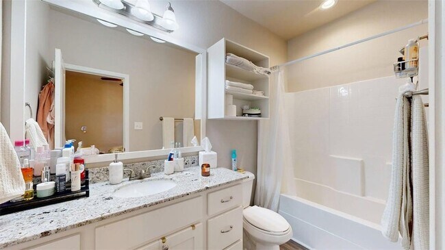 Building Photo - 2941 Papa Bear Dr