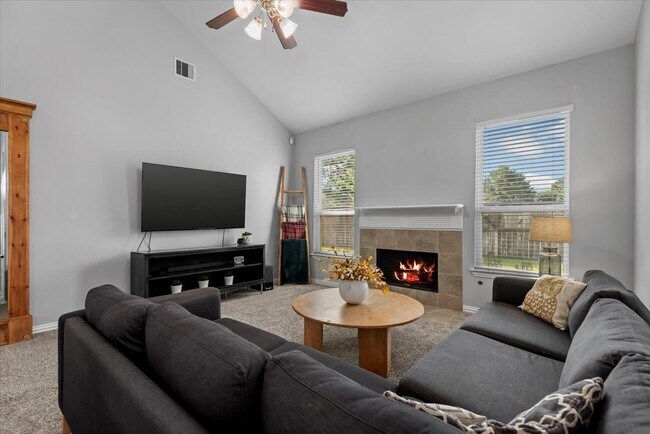 Building Photo - 32027 Steven Springs Dr