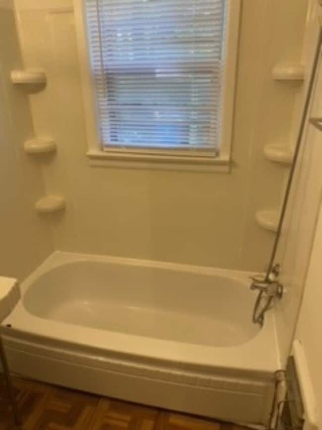 Building Photo - 323 S Weller