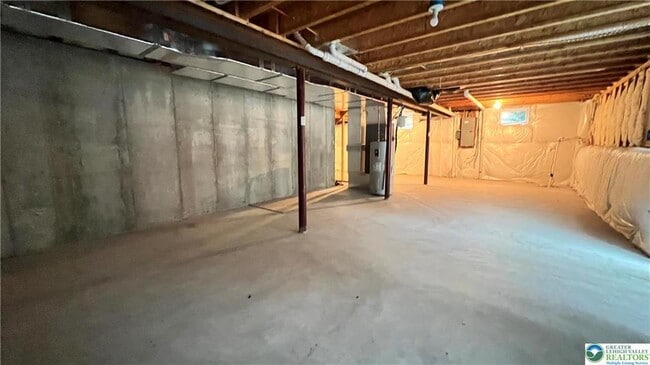 Building Photo - 2288 Creekside Dr