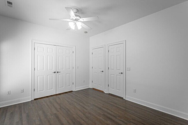 Building Photo - 7500 Noah Reid Rd