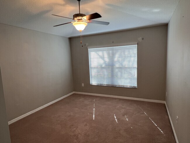 Building Photo - 11018 Whittney Chase Dr