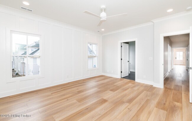 Building Photo - 6100 Passionflower Dr