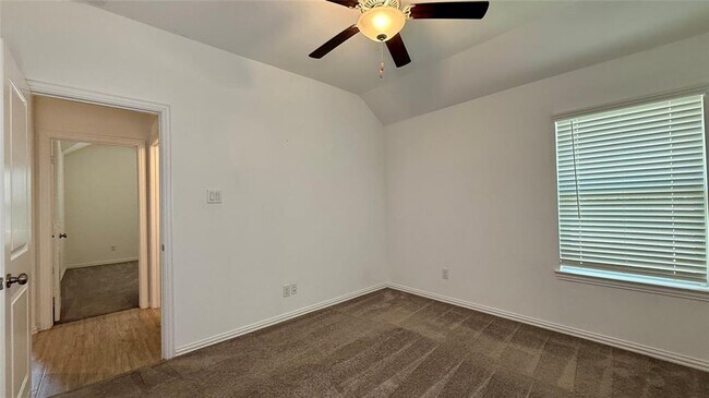 Building Photo - 13018 Hydeland Dr