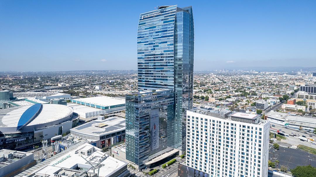 Building Photo - 900 W Olympic Blvd
