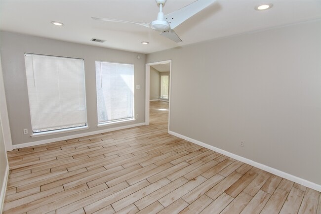 Building Photo - 7838 Duffield Ln