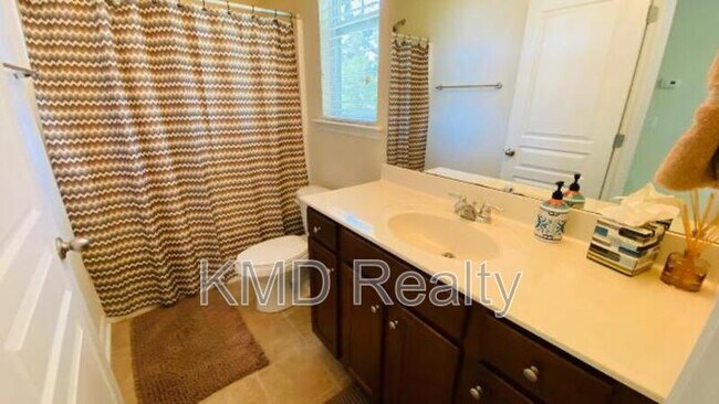 Building Photo - 850 Windy Falls Dr