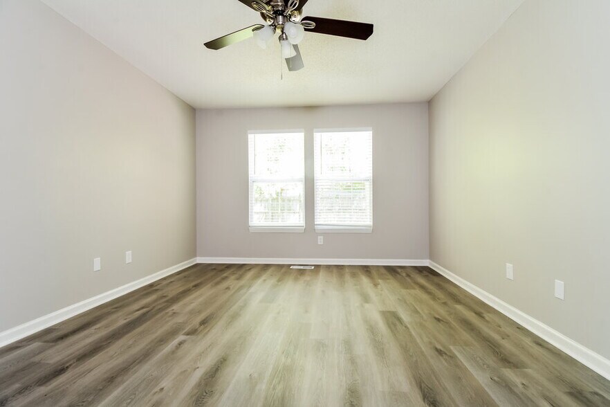 Building Photo - 5321 Botany Bay Dr