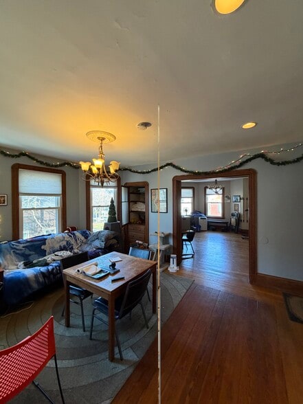 Building Photo - 3 Cambridge Ter