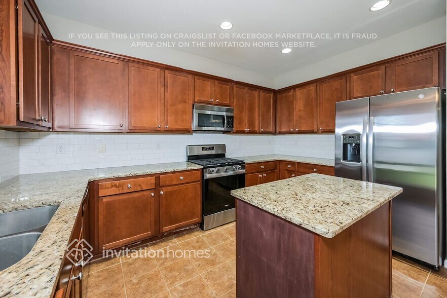 Building Photo - 1478 Station Ridge Dr SE