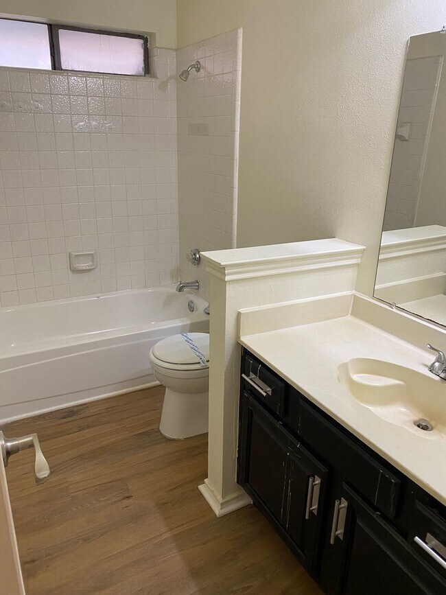 Building Photo - Nice Single Family Home in Cedar Hill