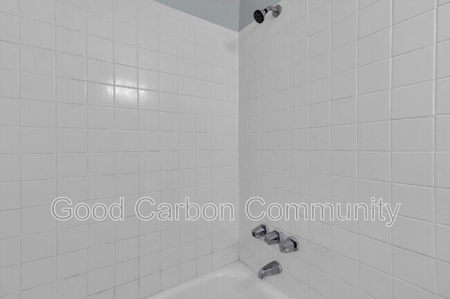 Building Photo - 20 E Morris Ave