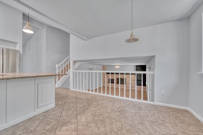 Building Photo - $3,600.00 - 4 Bedroom, 3.5 Bathroom, Singl...