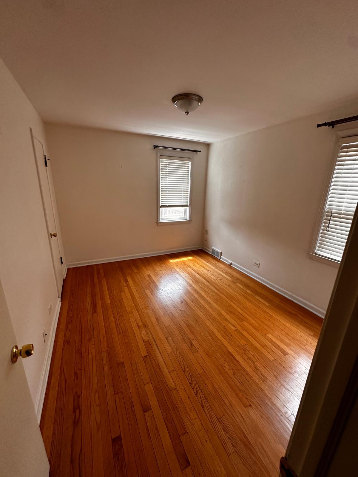 Building Photo - 5238 N Larned Ave