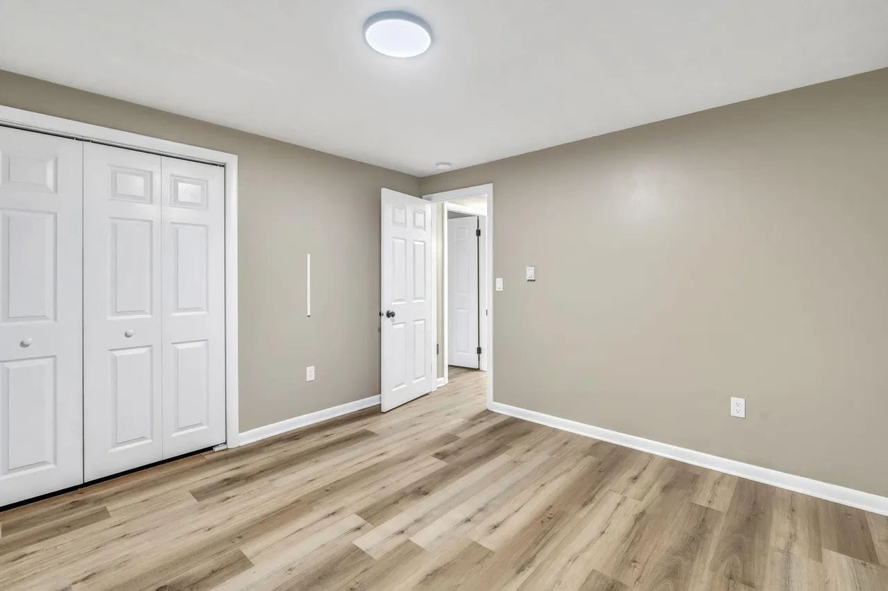 Second bedroom - 375 Bridgton Rd