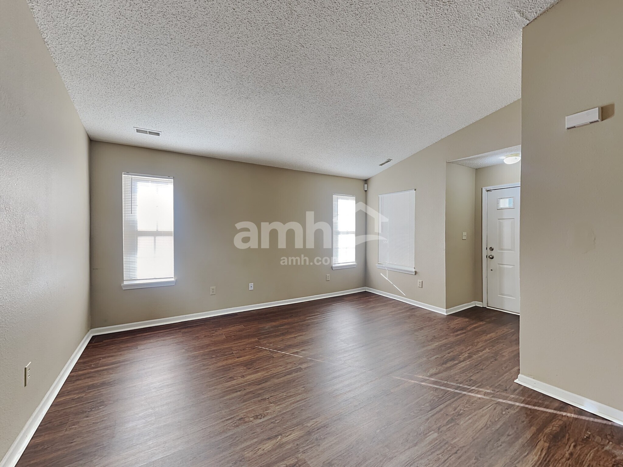 Building Photo - 8036 Whistlewood Dr