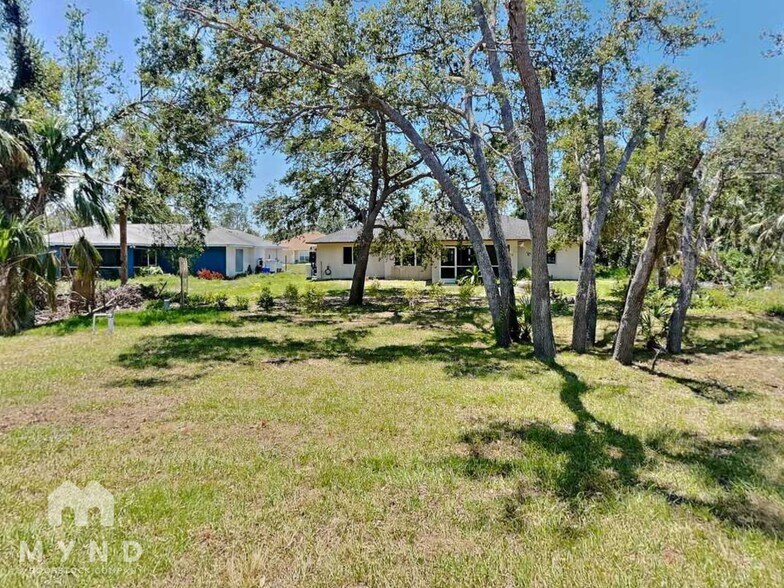 Building Photo - 2423 Mindlin Ln