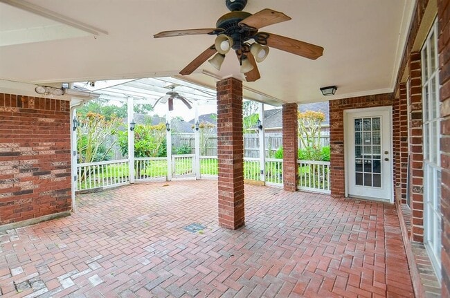 Building Photo - 16714 Colony Terrace Dr