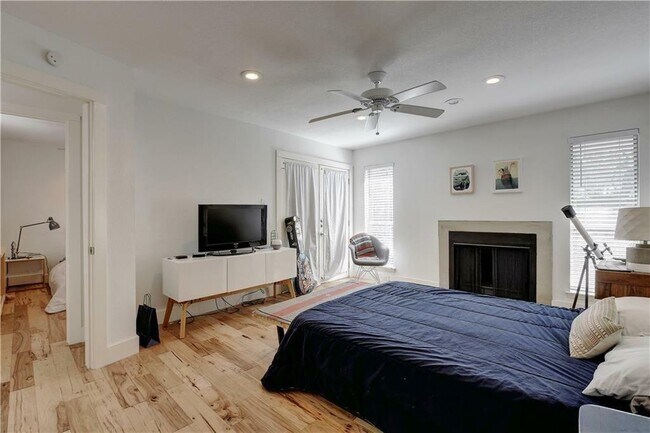 Building Photo - 1101 Shoal Creek Blvd