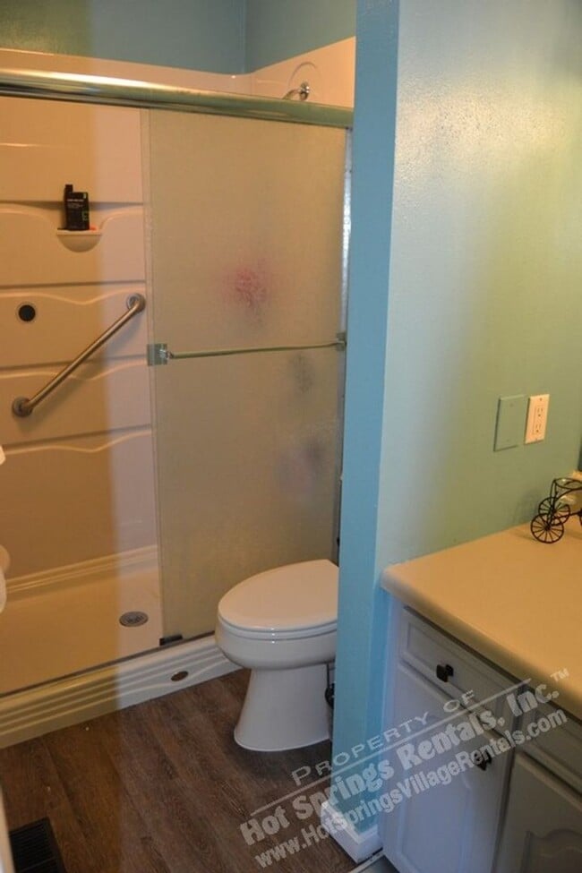 Building Photo - Lake DeSoto Area | Home |Unfurnished