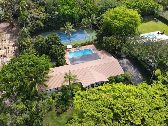 Building Photo - 6140 SW 90th St