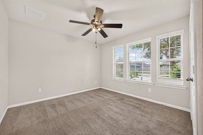 Building Photo - 26602 Yukon Straight Dr