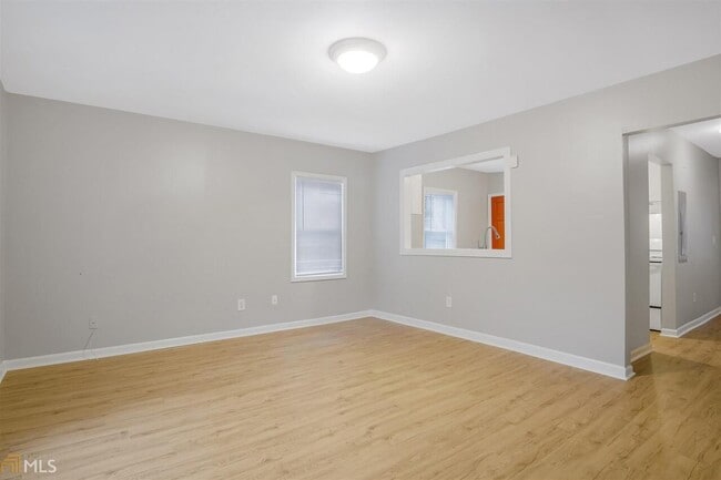 Building Photo - 1270 Trenton St SE