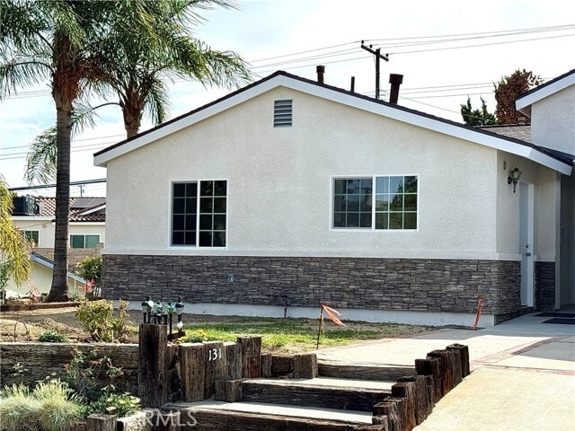 Primary Photo - 131 N Pintado Dr