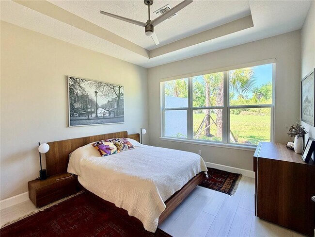 Building Photo - 6111 Mesa Gln