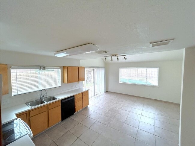Building Photo - 119 Asheboro Dr