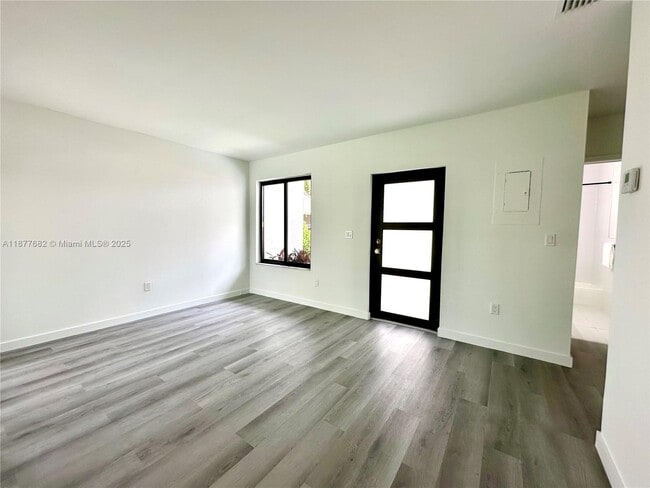 Building Photo - 7464 SW 21st St
