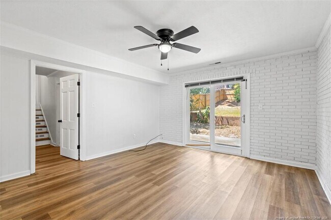 Building Photo - 2710 Fordham Dr