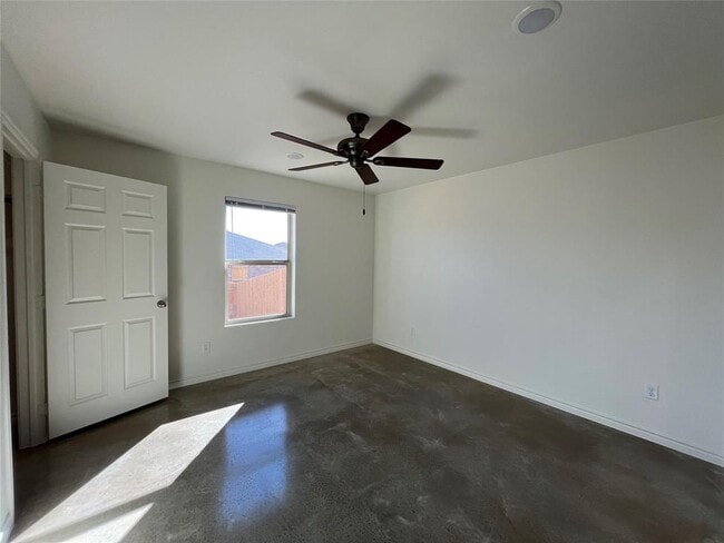 Building Photo - 2316 Alterman Dr