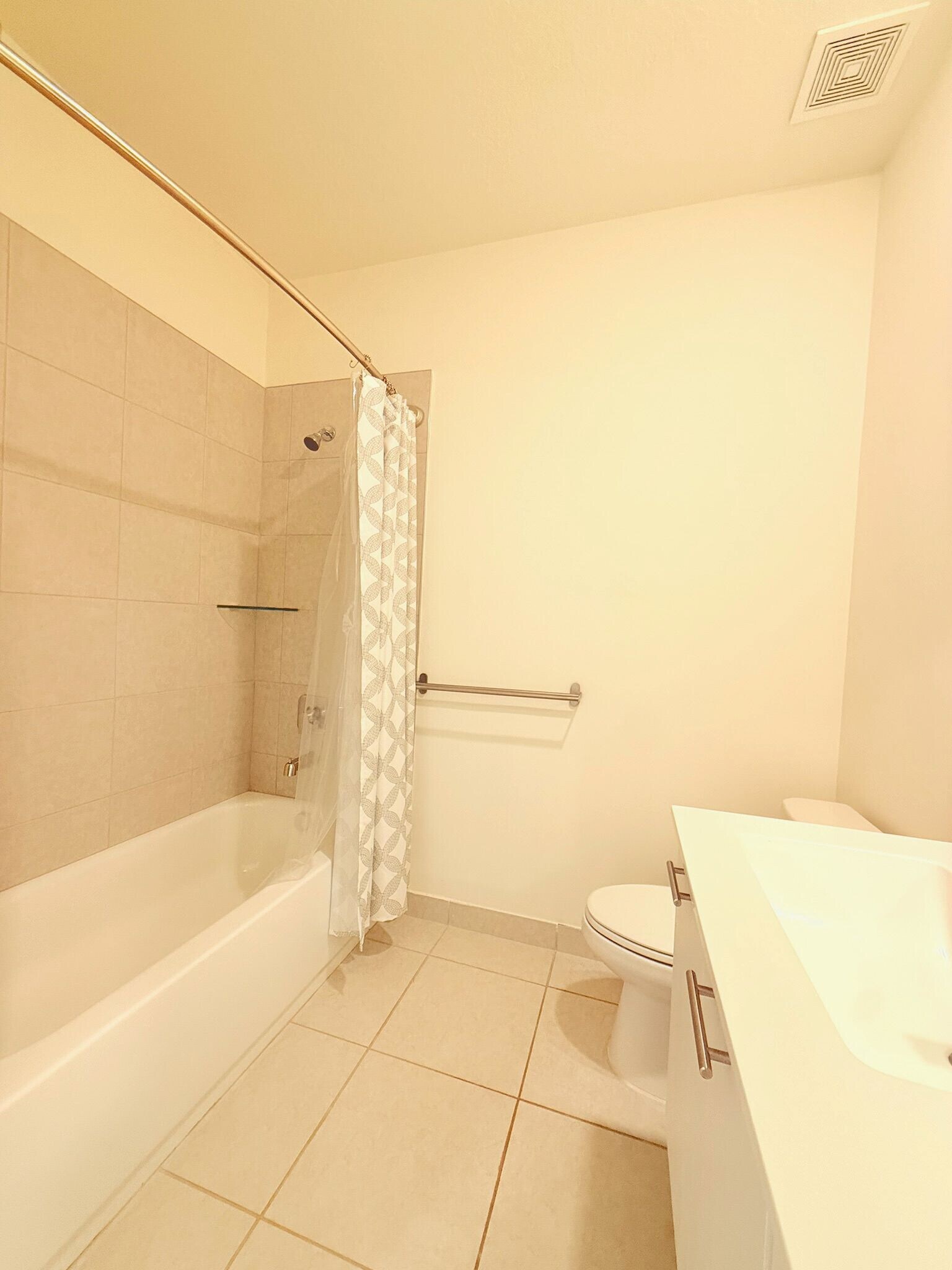 Building Photo - 8001 NW 41st St