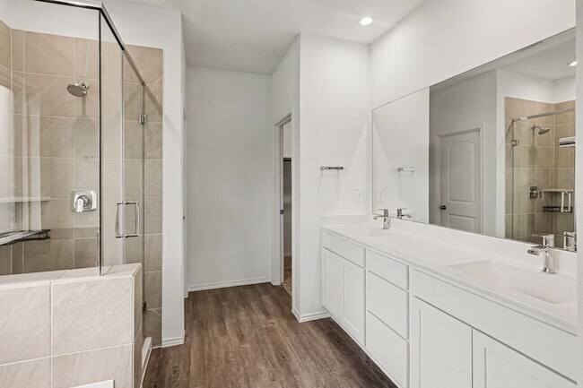 Building Photo - 609 San Jacinto Trl