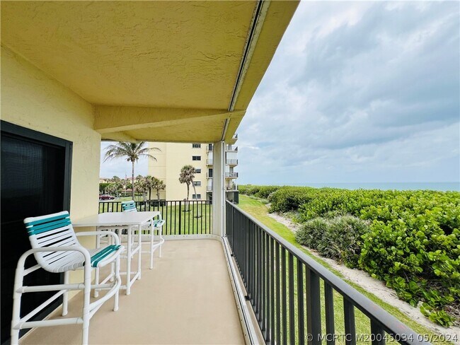 Building Photo - 7430 S Ocean Dr