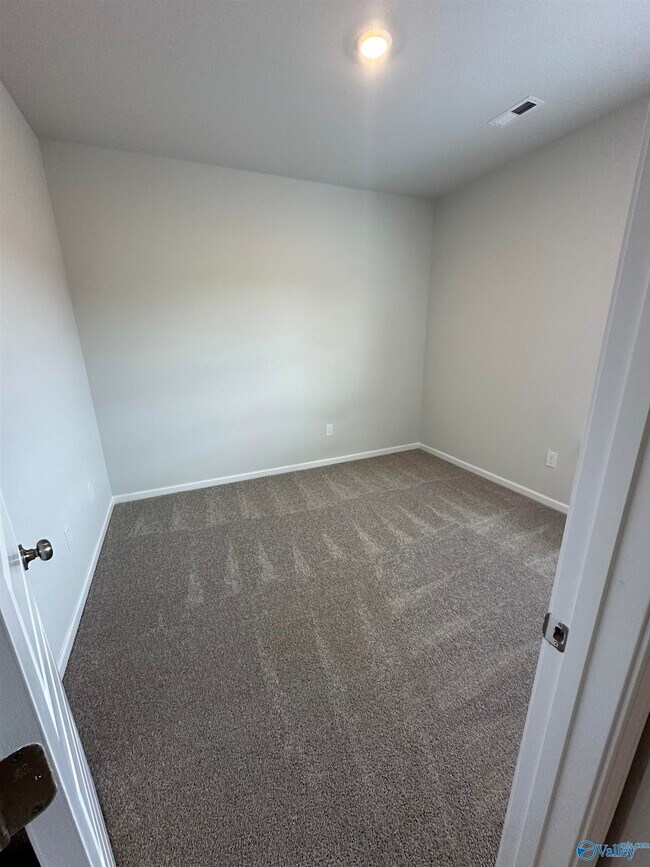 Building Photo - 115 Havner Dr