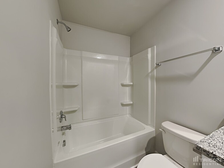 Building Photo - 127 Harvest Cir