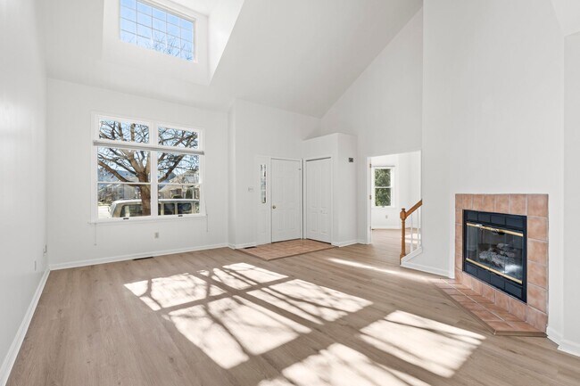 Building Photo - Beautifully Renovated Townhome in The Ridings at Brookside – Macungie