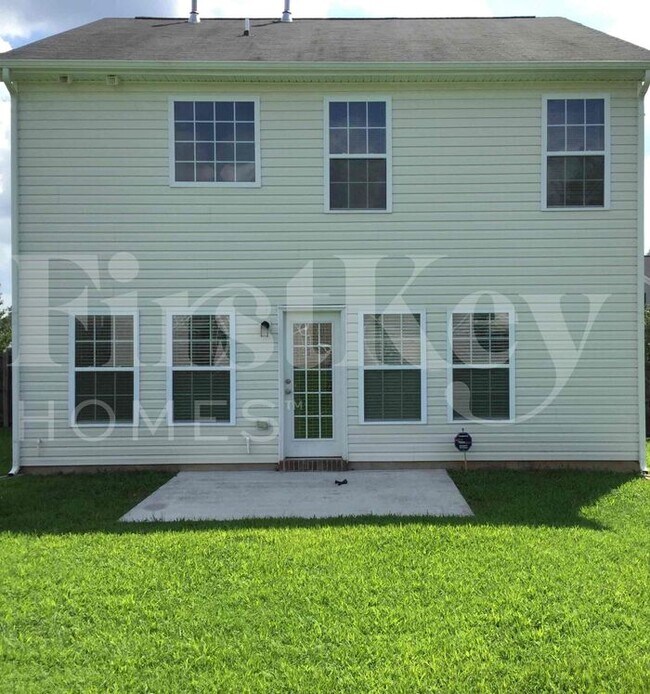 Building Photo - 2803 Stephen Oaks Way