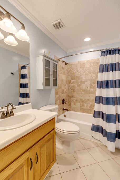 Building Photo - 397 Greenwich Dr