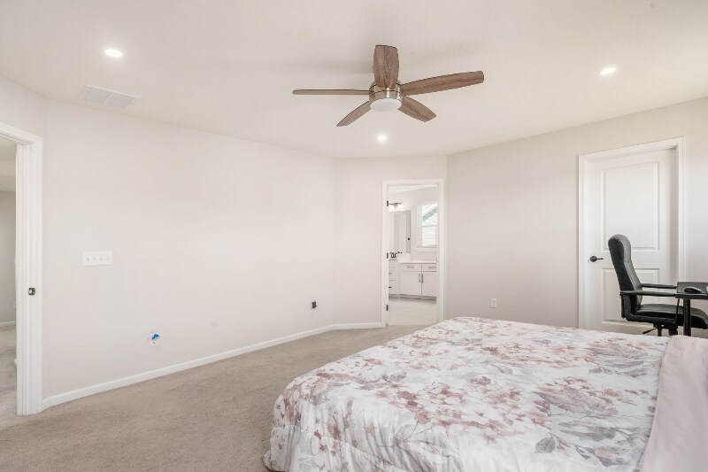 Building Photo - 968 Blackmore Dr